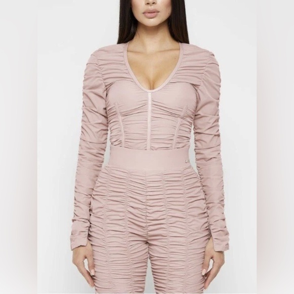 Maniere De Voir Tops - NEW Manière De Voir pink ruched long sleeve bodysuit 6